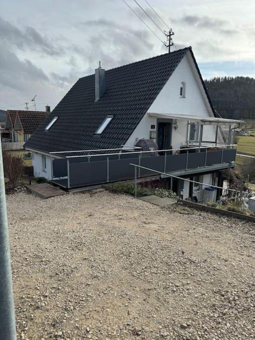 Loft Wohnung Mit Toller Aussicht Messstetten Екстер'єр фото
